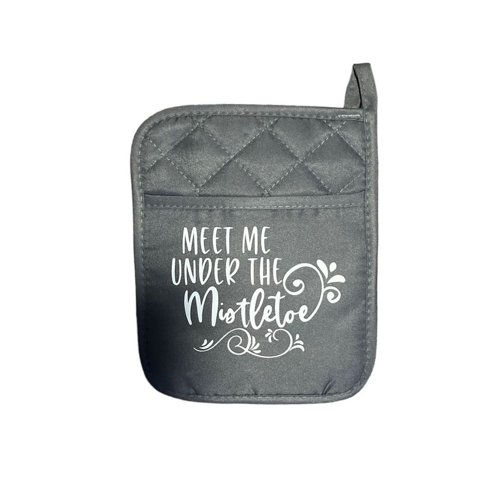 Pot Holder/ Hot-pad meet me under the mistletoe